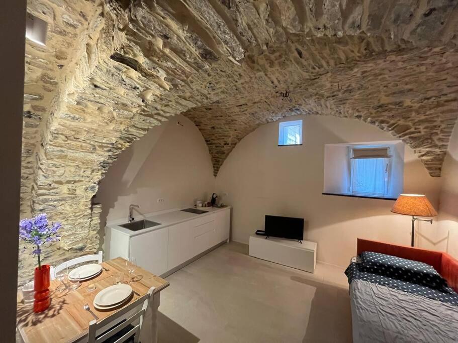 Studio Pietra E Charme Diano San Pietro エクステリア 写真